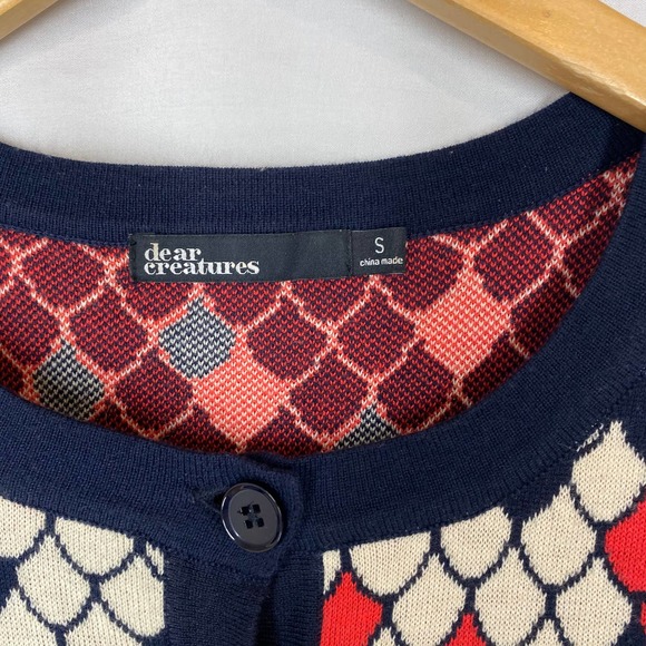 Dear Creatures Scale Cardigan Sweater White Cream Red Knit Fish Mermaid Dragon S - Picture 6 of 7
